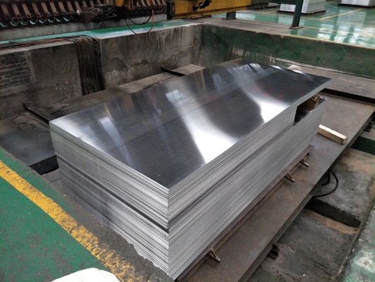 China HRC50 - superficie lisa de la hoja de aluminio plana del espejo 60 para industrial proveedor