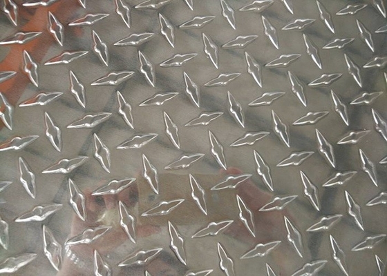 China Placa de aluminio/3003 anchuras del diamante del final brillante de la placa del aluminio modificadas para requisitos particulares proveedor