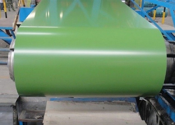 China Una anchura de aluminio pintada 3105 PVDF de la bobina H24 modificada para requisitos particulares para los paneles compuestos proveedor