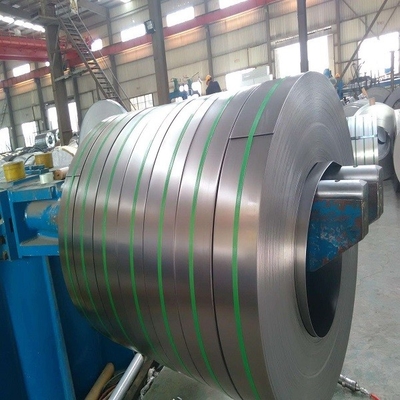 China Certificado CE de bobina de acero al carbono laminado en frío con borde de hendidura proveedor