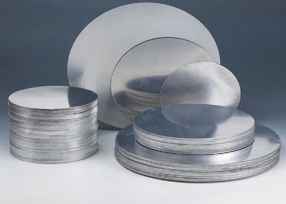 China 1100 anchuras del círculo de la hoja del aluminio modificaron los discos para requisitos particulares de aluminio ISO en blanco 9001 certificados proveedor