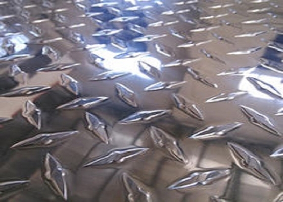China La pisada Diamond Raised Pattern Aluminum Checker brillante platea 3003 5052 0,63&quot; proveedor